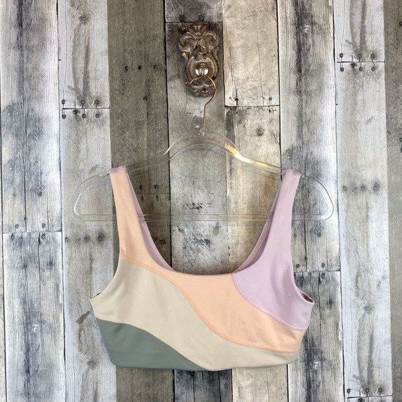 L*Space Active New Heights Sports Bra in Sage/Just Peachy/Peony/Bone Size Large. - Picture 2 of 14